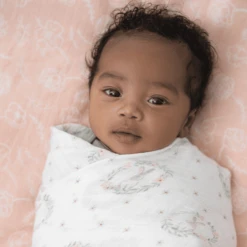 Aden +anais™ Musslin Puck Cloth 4-Pack Blusching Bunnies 112 X 112 -Kleine Wondertjes aden anais musslin puck cloth 4 pack blusching bunnies 112 x 112 a410134 4