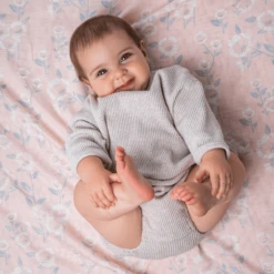 Aden + Anais™ Zijdezachte Mousseline Draagdoek 2 Pak Stencil 8 Aden + Anais™ Zijdezachte Mousseline Draagdoek 2 Pak Stencil -Kleine Wondertjes aden anais zijdezachte mousseline draagdoek 2 pak stencil a390106 3