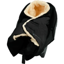 Altabebe Lamsvel Deken Zwart -Kleine Wondertjes altabebe lamsvel deken zwart a376098 2