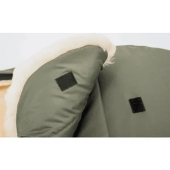 Altabebe Lamswollen Voetenzak Voor Kinderwagen Nordkap Beige -Kleine Wondertjes altabebe lamswollen voetenzak voor kinderwagen nordkap beige a224144 4