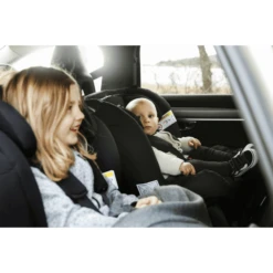 Axkid Autostoel Rekid New Edition Grijs -Kleine Wondertjes axkid autostoel rekid new edition grijs a199641 3