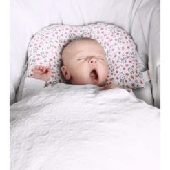 BabyDorm ® Buggykussen BuggyDorm Rosalie Roze Met Rode Hartjes -Kleine Wondertjes babydorm buggykussen buggydorm rosalie roze met rode hartjes a311363 3