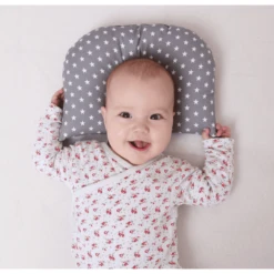 BabyDorm® Kussen Voor Kinderwagen BuggyDorm Jonna Petrol Met Witte Stipjes -Kleine Wondertjes babydorm kussen voor kinderwagen buggydorm jonna petrol met witte stipjes a286210 2