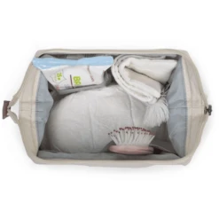 CHILDHOME Baby Necessities Draagtas Creme Wit -Kleine Wondertjes childhome baby necessities draagtas creme wit a266310 2