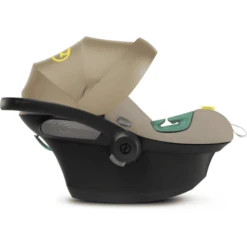 Cybex GOLD Baby Autostoel Aton S2 I-Size Seashell Beige 7 Cybex GOLD Baby Autostoel Aton S2 I-Size Seashell Beige -Kleine Wondertjes cybex gold baby autostoel aton s2 i size seashell beige a377594 2