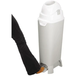 Diaper Champ Luieremmer ONE Maxi Handsfree, Zilver/wit 7 Diaper Champ Luieremmer ONE Maxi Handsfree, Zilver/wit -Kleine Wondertjes diaper champ luieremmer one maxi handsfree zilver wit a346865 2