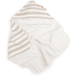 Done By Deer ™ Badhanddoek Met Capuchon Stripes Sand -Kleine Wondertjes done by deer badhanddoek met capuchon stripes sand a395027 4