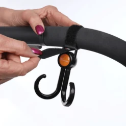 Dreambaby Dream Baby ® 3-in-1 Wandelwagen Tas Combo Set Voor Onderweg (wandelwagen Tas / Wandelwagen Haak / Bekerhouder) -Kleine Wondertjes dream baby 3 in 1 wandelwagen tas combo set voor onderweg wandelwagen tas wandelwagen haak bekerhouder a307310 4