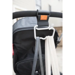 Dreambaby Dream Baby ® Stroller Buddy ® EZY-FIT Grote Kinderwagen Haak -Kleine Wondertjes dream baby stroller buddy ezy fit grote kinderwagen haak a307317 3