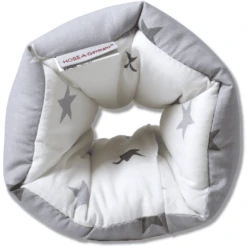 HOBEA-Germany Mini Voedingskussen Sterren Wit Grijs -Kleine Wondertjes hobea germany mini voedingskussen sterren wit grijs a269904 3