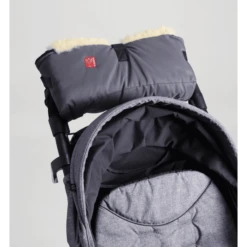 KAISER Handwarmer Lamsvacht Double Antraciet -Kleine Wondertjes kaiser handwarmer lamsvacht double antraciet a156203 4