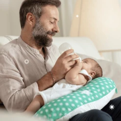 KOALA BABY CARE ® Hug Baby Verpleegkussen - Mint -Kleine Wondertjes koala baby care hug baby verpleegkussen mint a408337 1