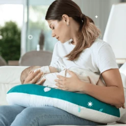 KOALA BABY CARE ® Hug Baby Voedingskussen - Wit -Kleine Wondertjes koala baby care hug baby voedingskussen wit a408333 1