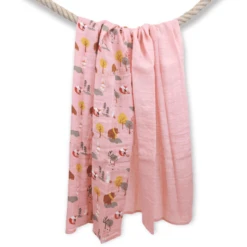 LITTLE 2-pack Puck Doekjes Bio Bosdieren Poeder Roos -Kleine Wondertjes little 2 pack puck doekjes bio bosdieren poeder roos a329250 3