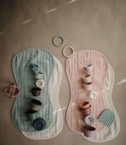 Mushie Keukendoekje Mousseline Blush /Mist 2-pack -Kleine Wondertjes mushie keukendoekje mousseline blush mist 2 pack a401194