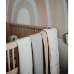 Mushie Wikkeldoek Mousseline Blush 120 X120 Cm -Kleine Wondertjes mushie wikkeldoek mousseline blush 120 x120 cm a401180 2
