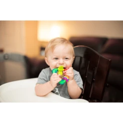 Nuby Nûby Bijtring In Kleurrijk -Kleine Wondertjes nuby bijtring in kleurrijk a310447 3