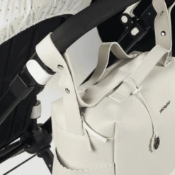 Pasito A Pasito Luiertas In Beige -Kleine Wondertjes pasito a pasito luiertas in beige a396417 4