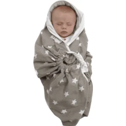 Snugglebundl Grey White Stars -Kleine Wondertjes snugglebundl grey white stars a266211 2