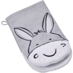 WÖRNER SÜDFROTTIER Set Badhanddoek Met Kap En Washandje Ezel Lichtgrijs 80 X 80 Cm 8 WÖRNER SÜDFROTTIER Set Badhanddoek Met Kap En Washandje Ezel Lichtgrijs 80 X 80 Cm -Kleine Wondertjes woerner suedfrottier set badhanddoek met kap en washandje ezel lichtgrijs 80 x 80 cm a303290 3